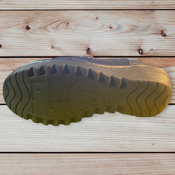 FLY LONDON York Wedge Sandal comfort wedge - Picture 7 of 14